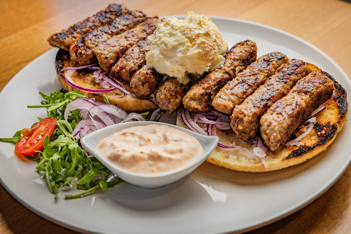 Yu Grill étel